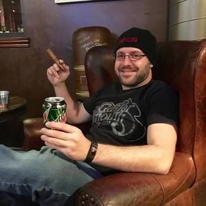 Meet your Posher, Jay